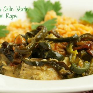 A plate of Chicken Chile Verde con Rajas.