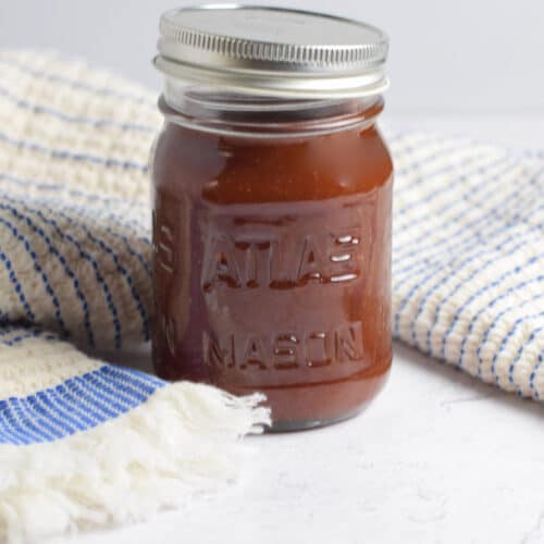 Image of jar of finished BBQ sauce.