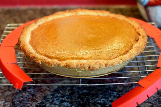 Lindy's Favorite Pie Crust in a pumpkin pie