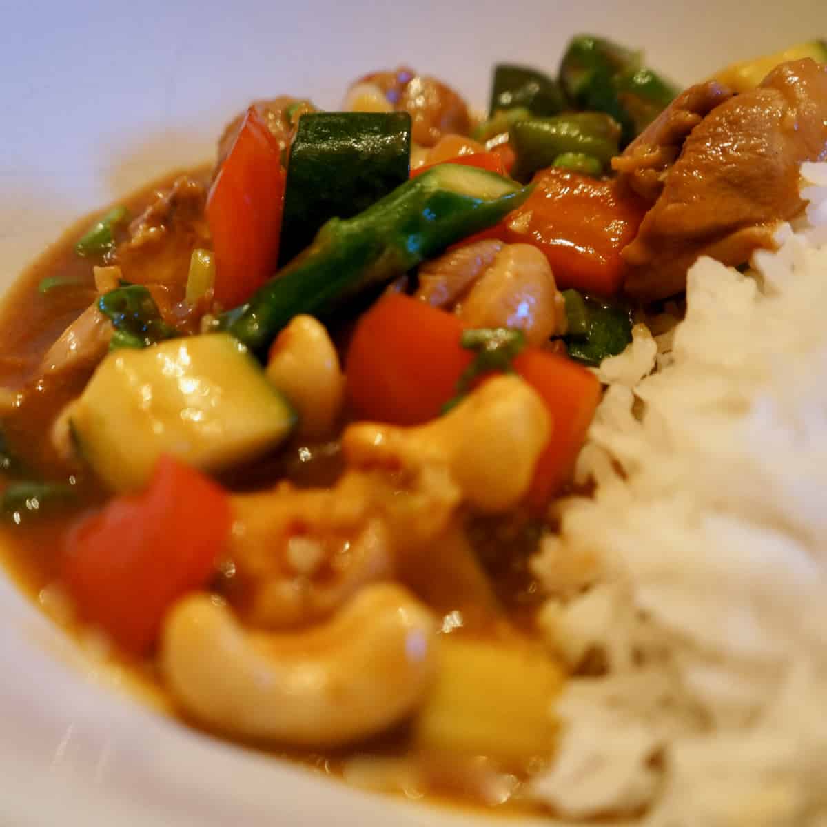  A plate of Spicy Cashew Chicken with Asparagus.