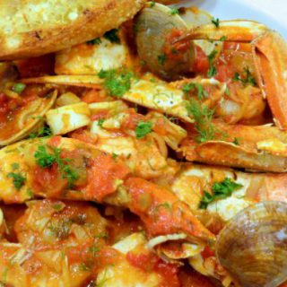 cioppino in a bowl