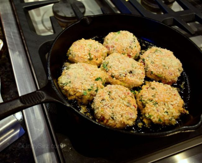 Salmon Cakes with Spicy Remoulade