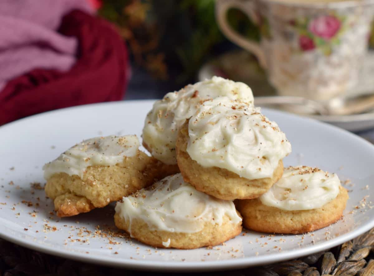 A white plate with eggnog cookies.