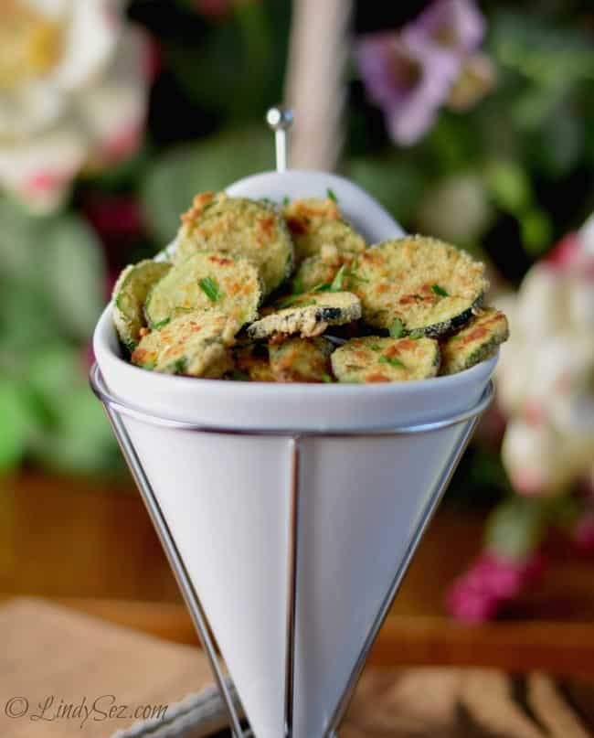low-fat oven baked zucchini crisps